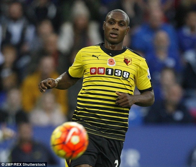 7. Odion Ighalo (Watford- 27 lần): Chân sút người Nigeria có khởi đầu như mơ tại giải Ngoại hạng với 7 bàn thắng sau 13 trận. Thể hình cao to cùng tốc độ của Ighalo nhiều lần khiến cầu thủ đối phương buộc phải phạm lỗi mới có thể ngăn cản anh đi bóng.