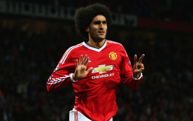 Tiền vệ trung tâm Marouane Fellaini (27): MU đang lo sốt vó khi Bastian Schweinsteiger đối mặt với án phạt treo giò 3 trận do hành vi đánh nguội hậu vệ của West Ham ở vòng đấu trước. Nếu lão tướng 31 tuổi không thể thi đấu, Fellaini sẽ được trở lại với vị trí ưa thích của anh khi còn khoác áo Everton.
