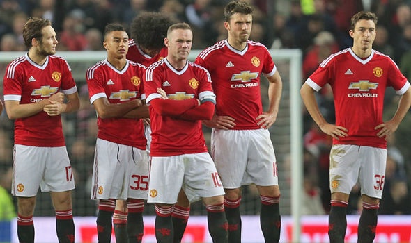 10 tran dau that vong nhat cua MU duoi thoi Louis Van Gaal hinh anh