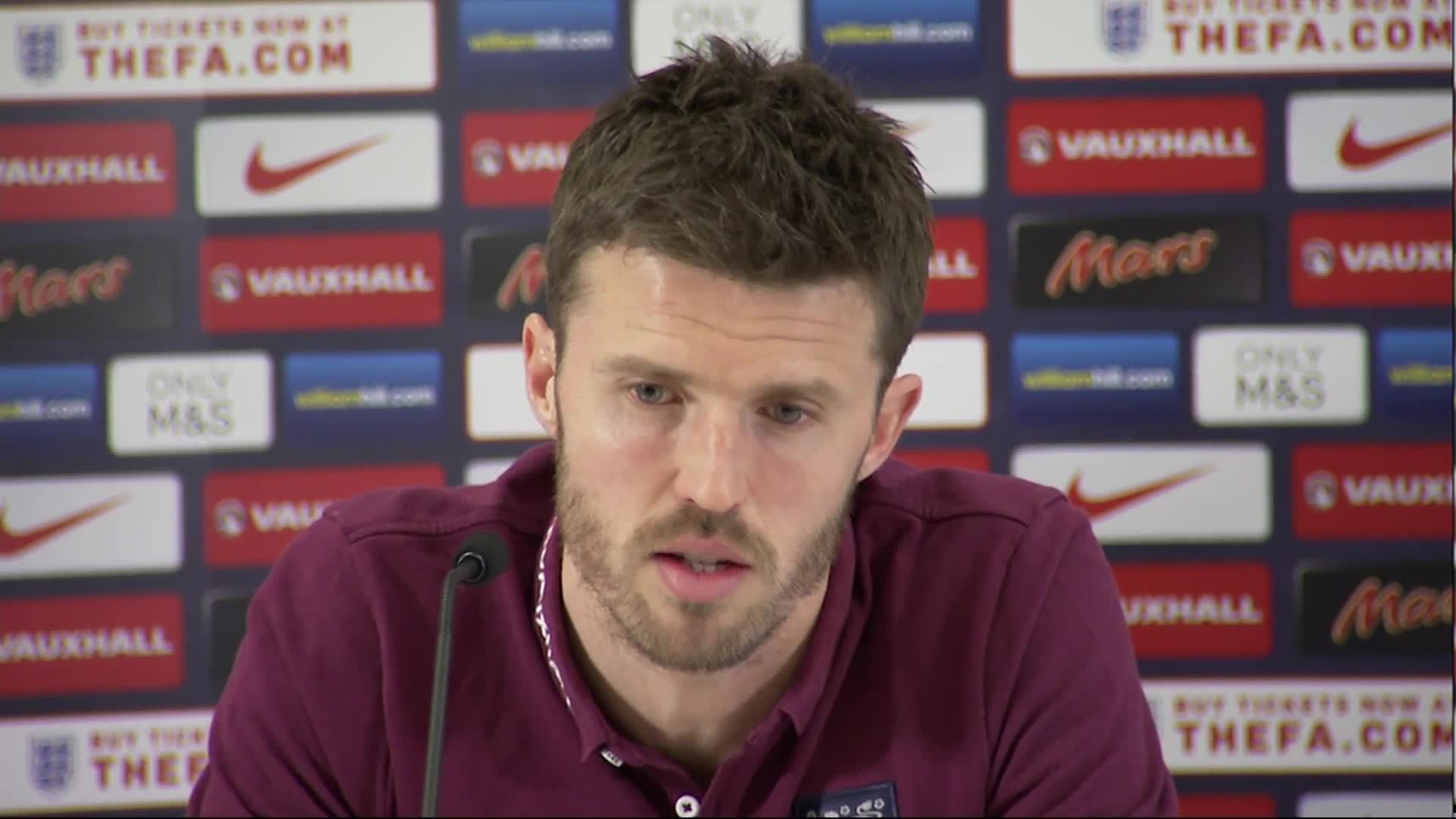 Sao MU cay dang noi ve that bai truoc Bournemouth hinh anh