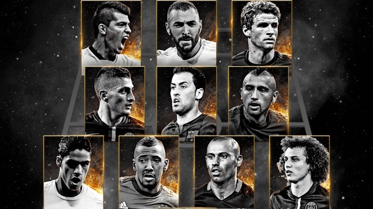 Sergio Busquets chi xep o doi hinh thu 3 cua FIFPro hinh anh