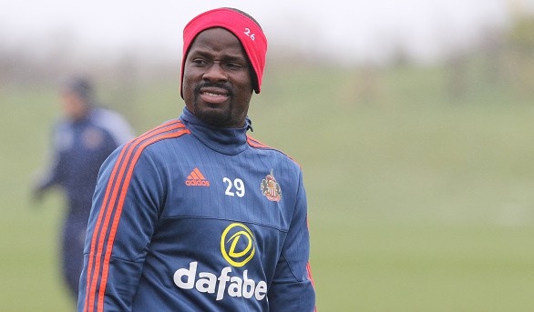 Eboue bị cấm thi đấu một năm ảnh 1 Eboue bi cam thi dau mot nam anh 1