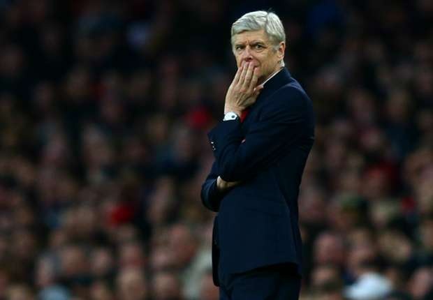 Sir Alex benh vuc Louis Van Gaal anh 2