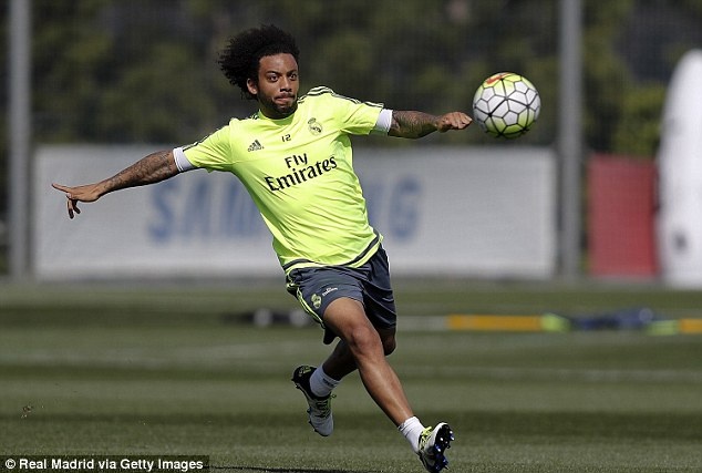 siêu đội hình kết hợp real barca ảnh 5 sieu doi hinh ket hop real barca anh 5