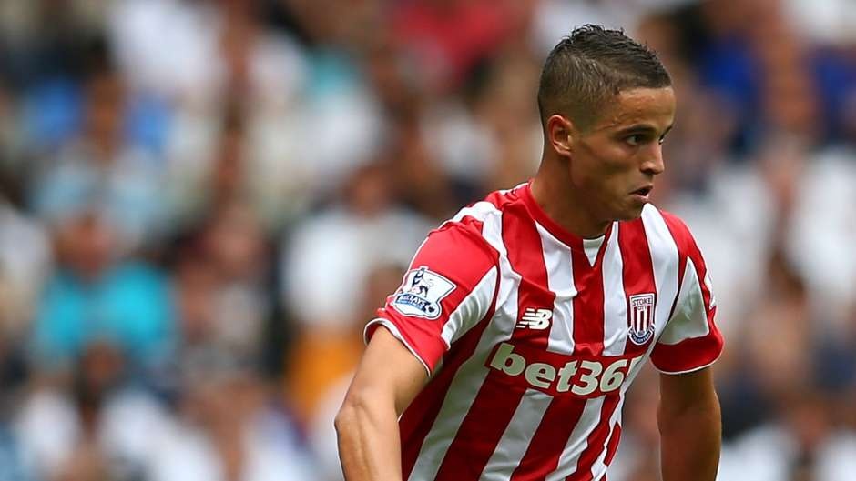 doi hinh te nhat giai ngoai hang anh 8