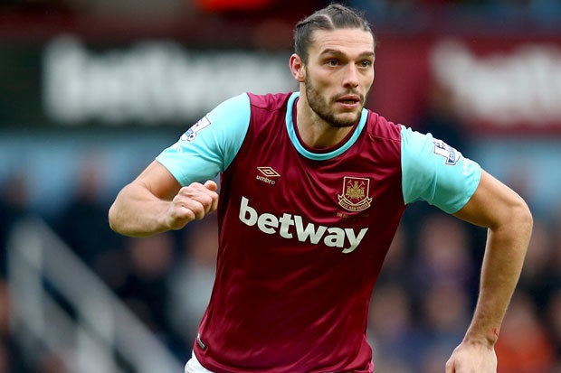 Slaven Bilic tu tin danh bai MU nho ‘Paul Scholes moi’ hinh anh