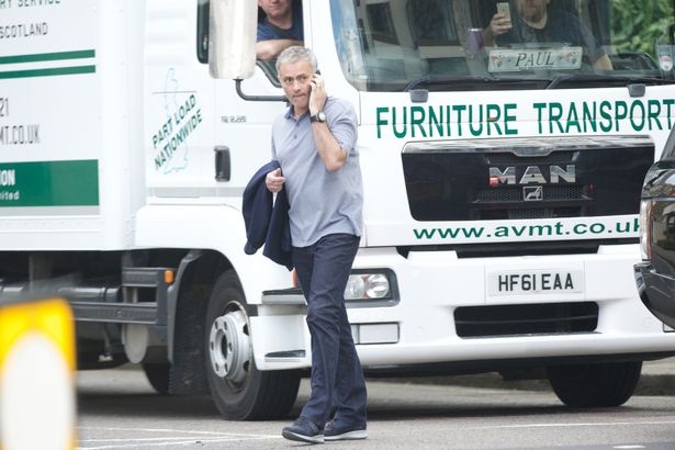 Mourinho đến Manchester ảnh 2 Mourinho den Manchester anh 2