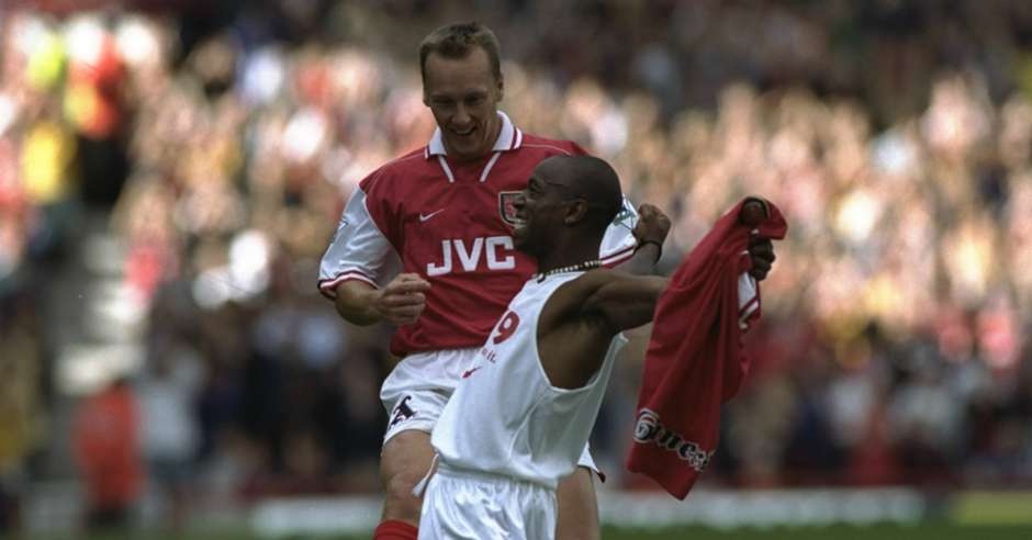 aguero ghi 100 bàn tại ngoại hạng Anh ảnh 7 aguero ghi 100 ban tai ngoai hang Anh anh 7