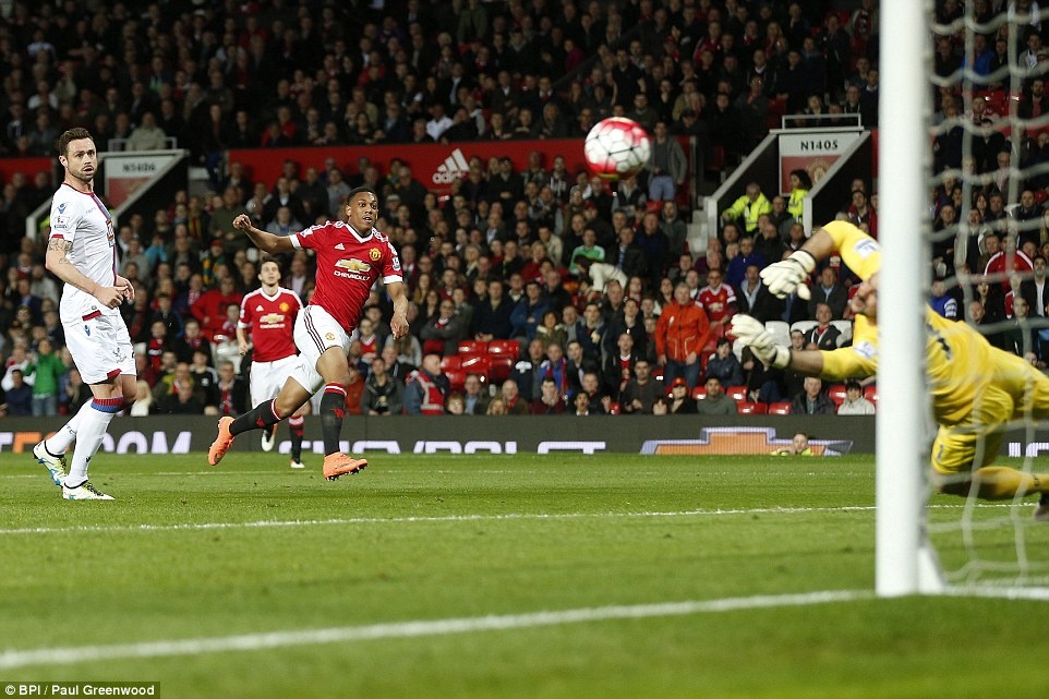 Ket qua MU Crystal Palace anh 4