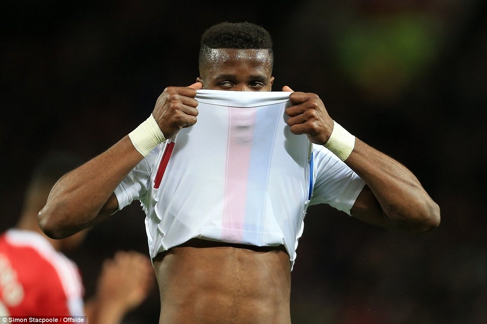 Ket qua MU Crystal Palace anh 9