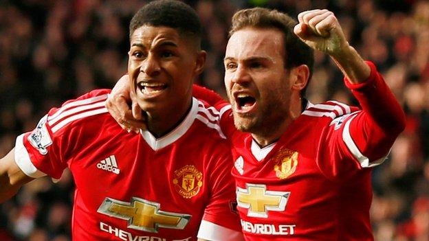 MU co loi the trong cuoc dua vao top 4 hinh anh