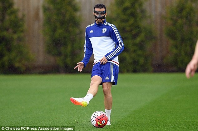 pedro deo mat na anh 1