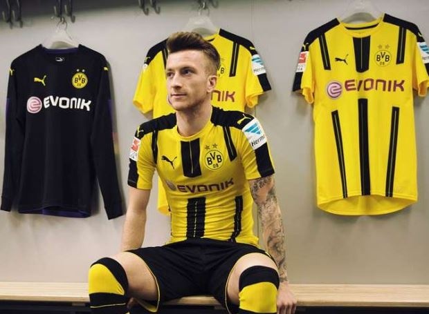 Marco Reus co don trong buoi ra mat ao dau moi cua Dortmund hinh anh