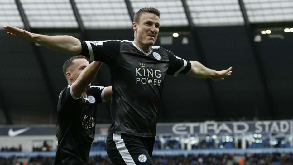 15 ban hop dong chat luong nhat mua giai qua anh 6