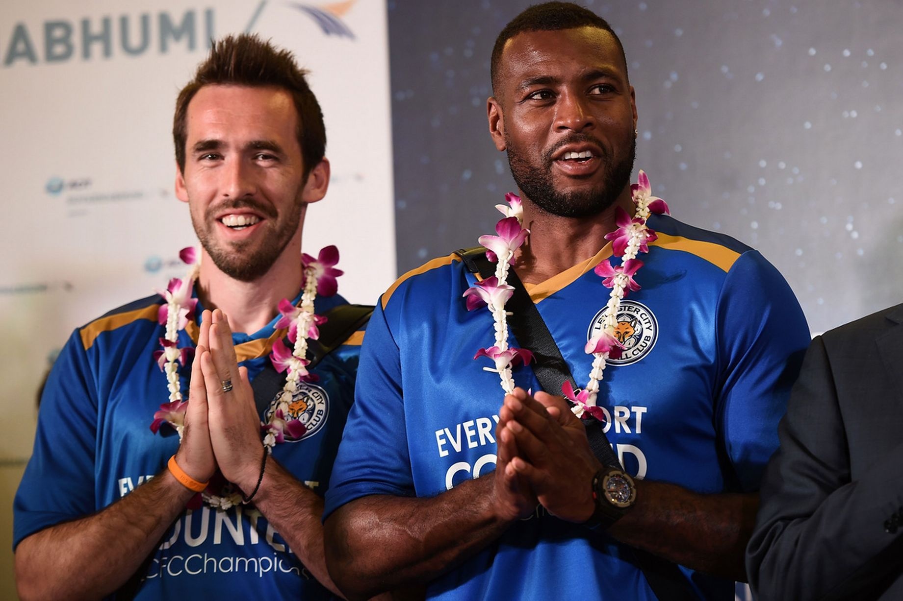 nguoi Thai chao don Leicester anh 11