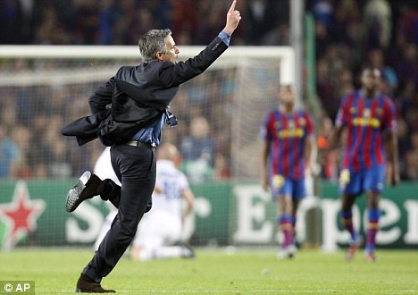 chiêu trò của Mourinho ảnh 1 chieu tro cua Mourinho anh 1