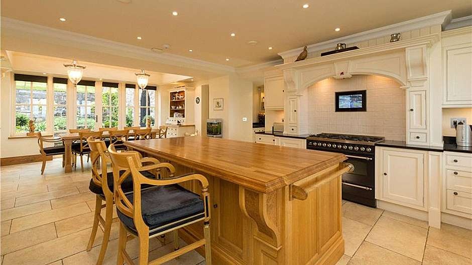 lau dai cua Mourinho anh 8