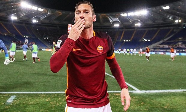 Totti gia hạn hợp đồng vời Roma ảnh 1 Totti gia han hop dong voi Roma anh 1