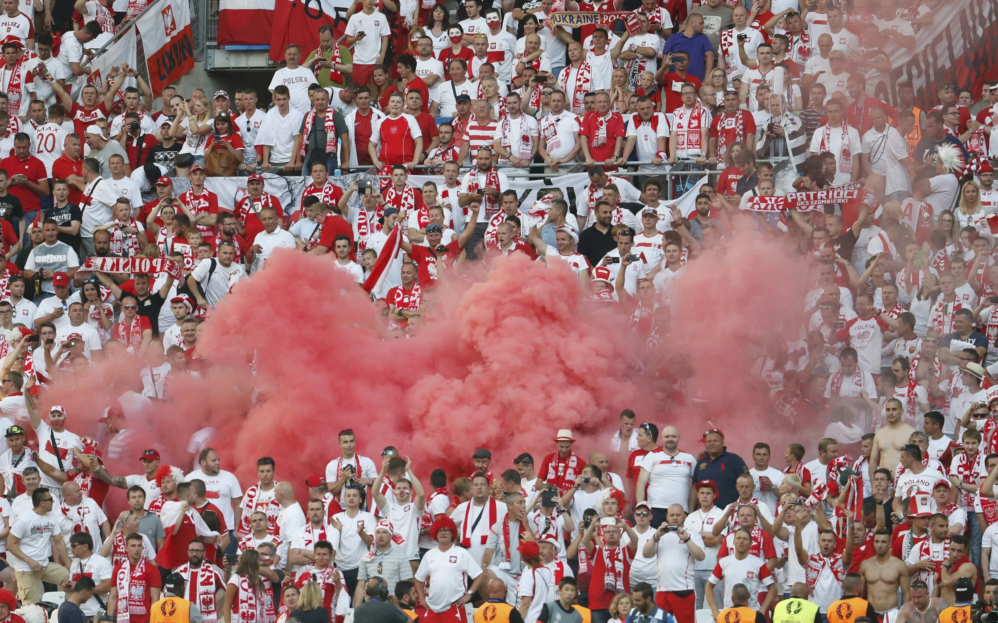 Ba Lan vuot qua vong bang anh 4