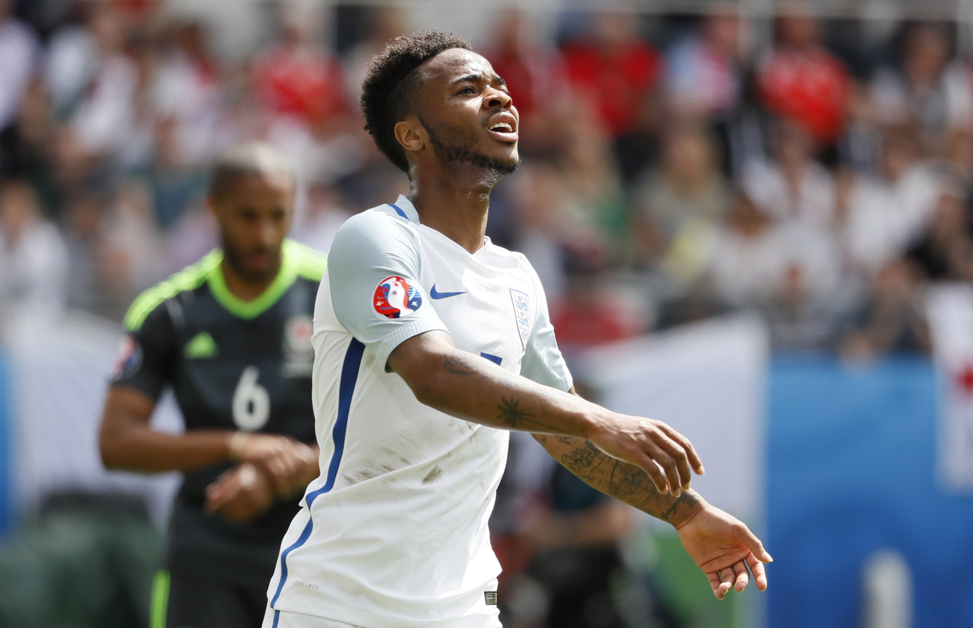 doi hinh te nhat vong bang Euro anh 12