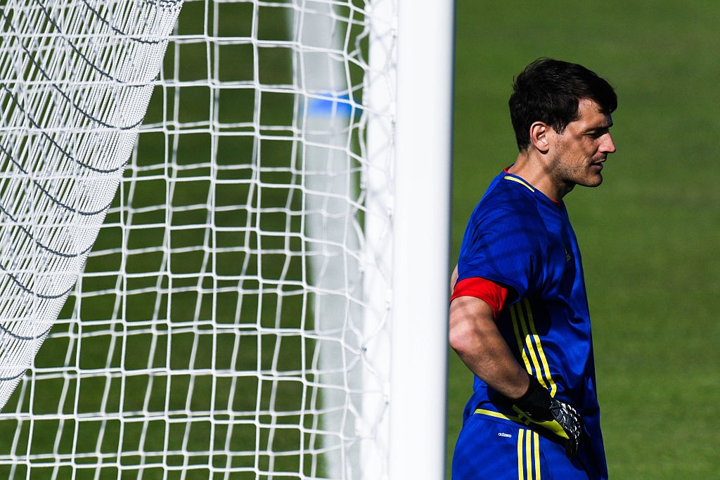 casillas tat pique anh 6