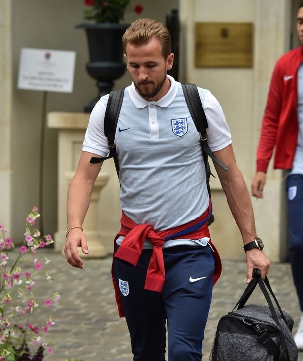 cau thu tro ve Anh sau euro anh 8