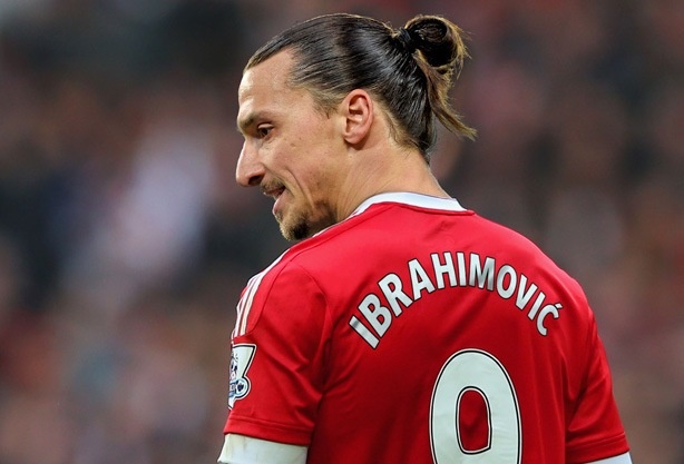 CDV MU lay Ibrahimovic de che nhao fan Arsenal hinh anh