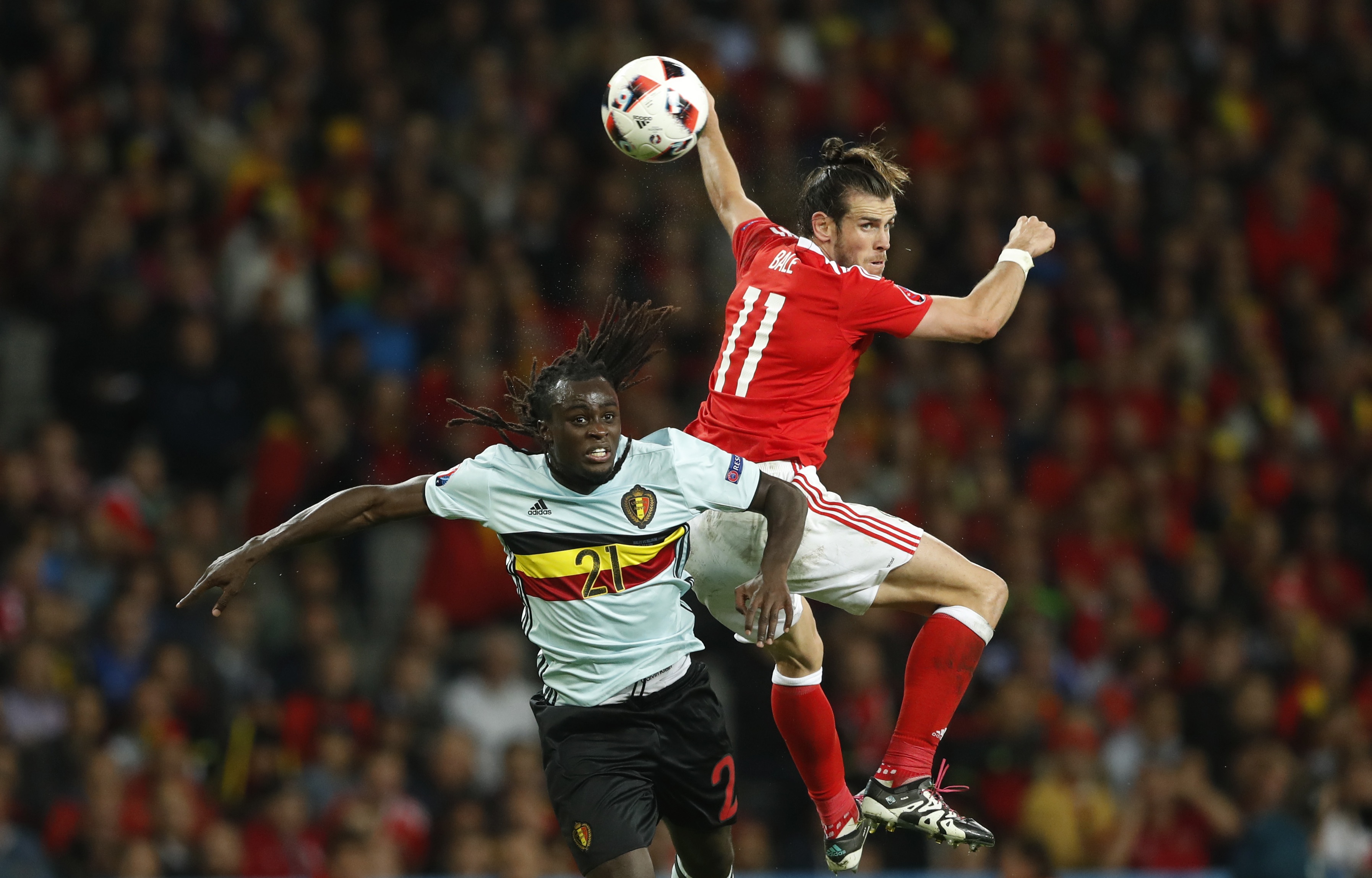 cham diem xu wales bi anh 17