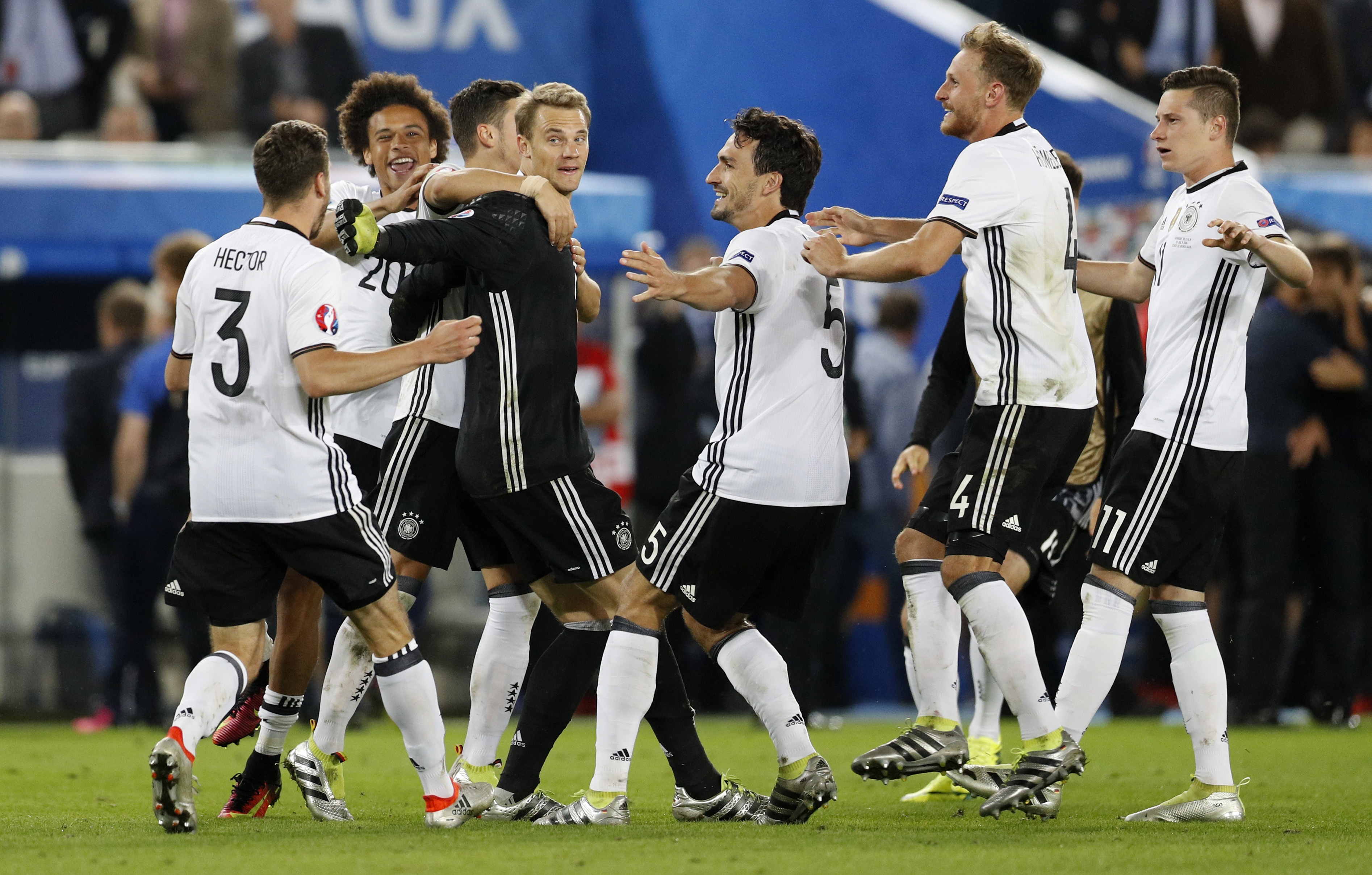 buffon khoc sau tran thua duc anh 6