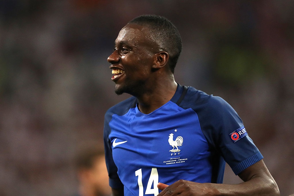 so sanh doi hinh bo dao nha phap anh 8