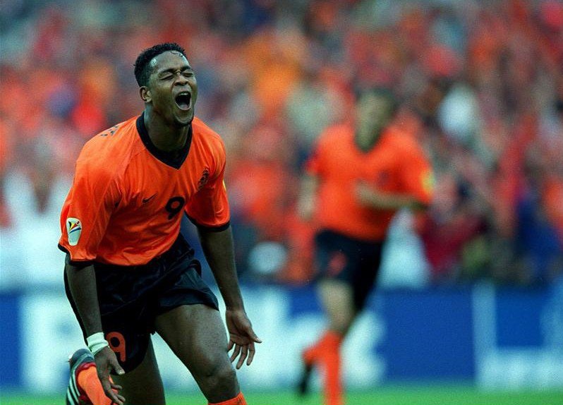 14 cau thu tung gianh giay vang Euro anh 11