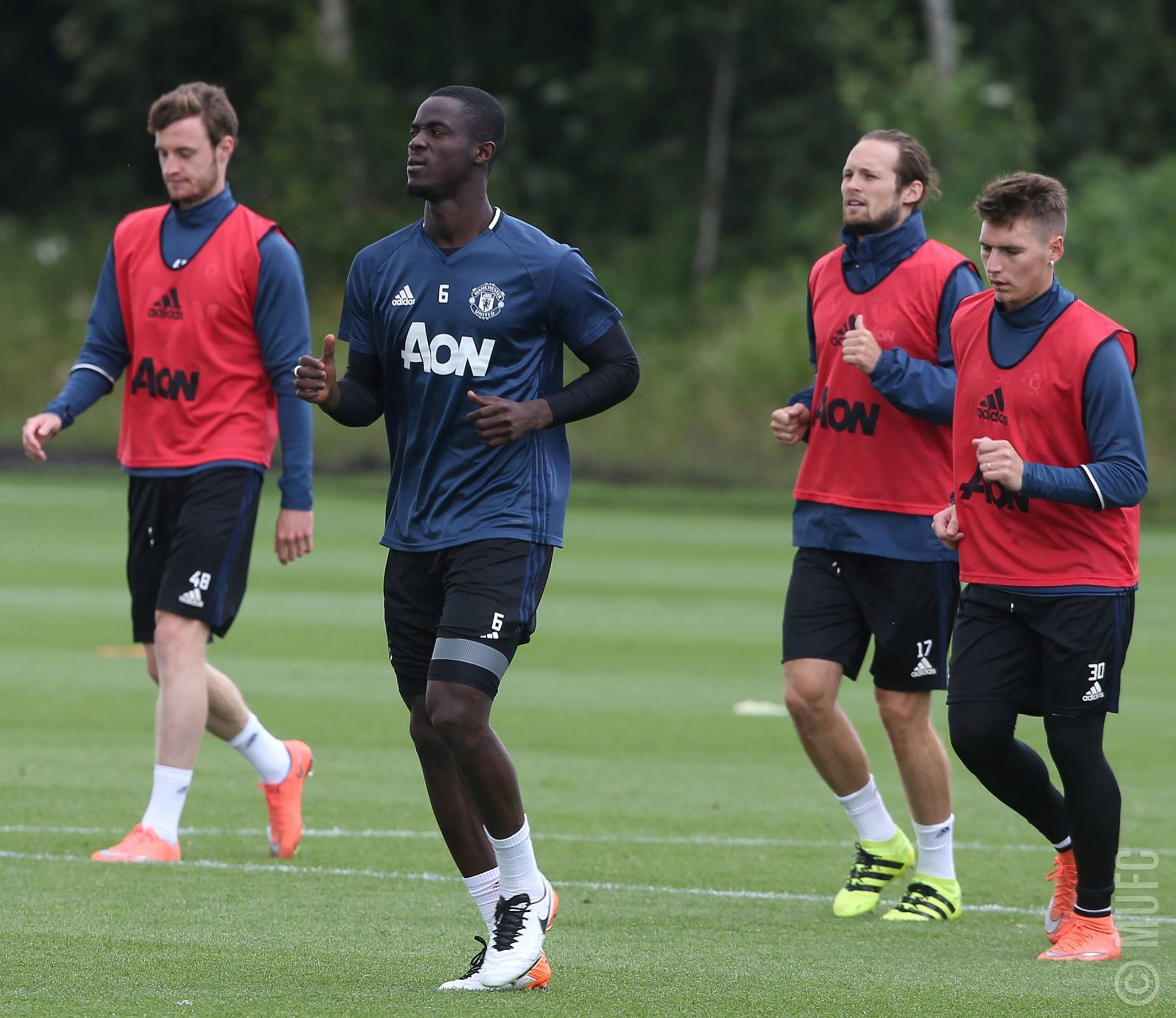 buổi tập đầu tiên của mourinho ảnh 10 buoi tap dau tien cua mourinho anh 10