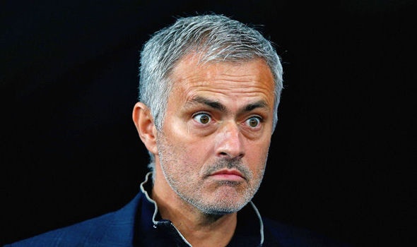 Mourinho dieng nguoi nhin trom dot nhap nha hinh anh