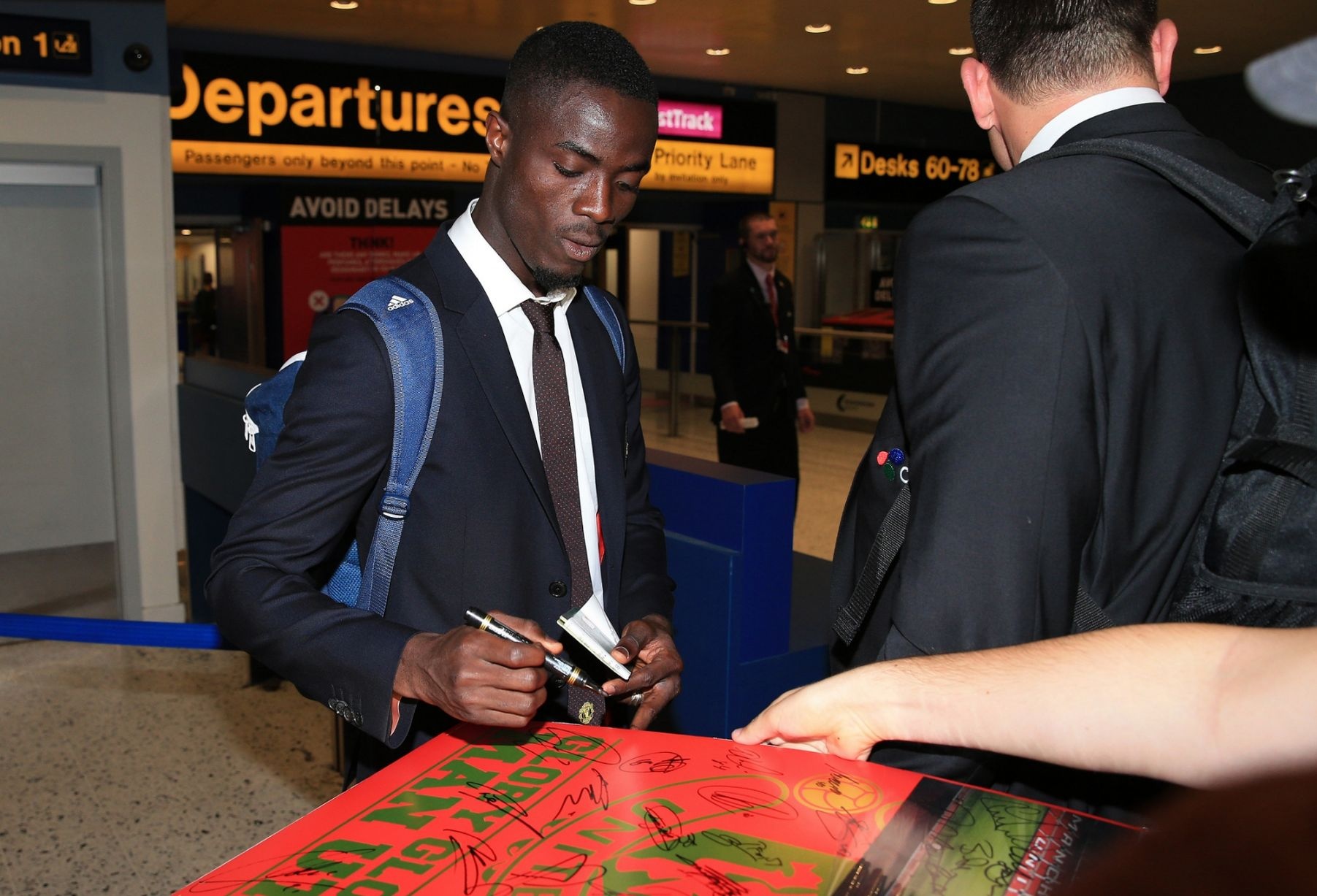 MU sang trung quốc ảnh 5 MU sang trung quoc anh 5