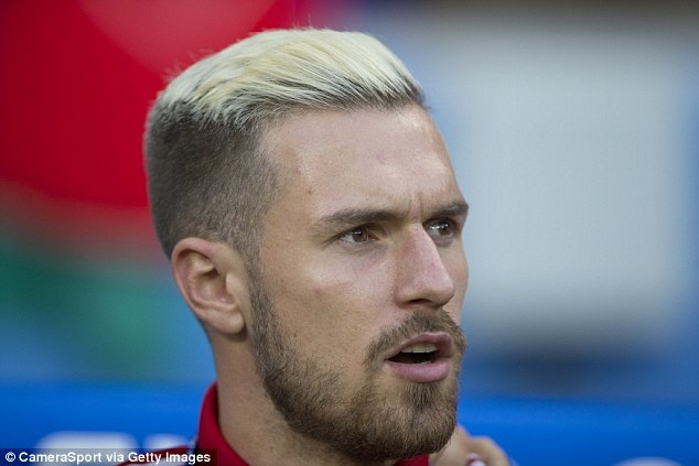 doi hinh ngoi sao chay theo mot toc bach kim anh 8