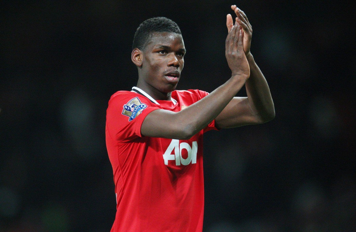 12 dau hieu cho thay Pogba da o rat gan MU hinh anh