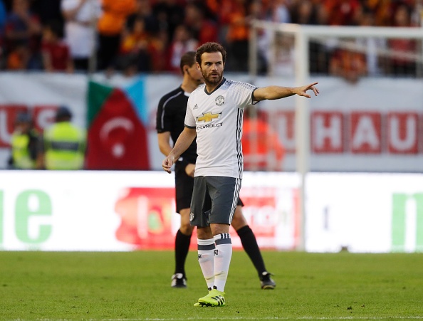 ibra ghi ban giup MU thang galatasaray anh 8