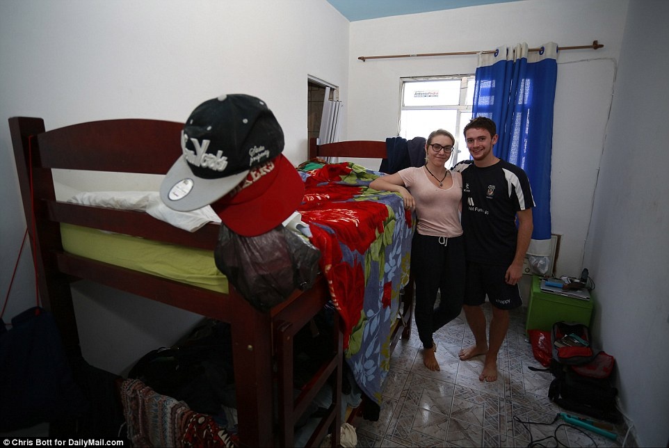 Khach san o chuot 11 do la cho du khach anh 3