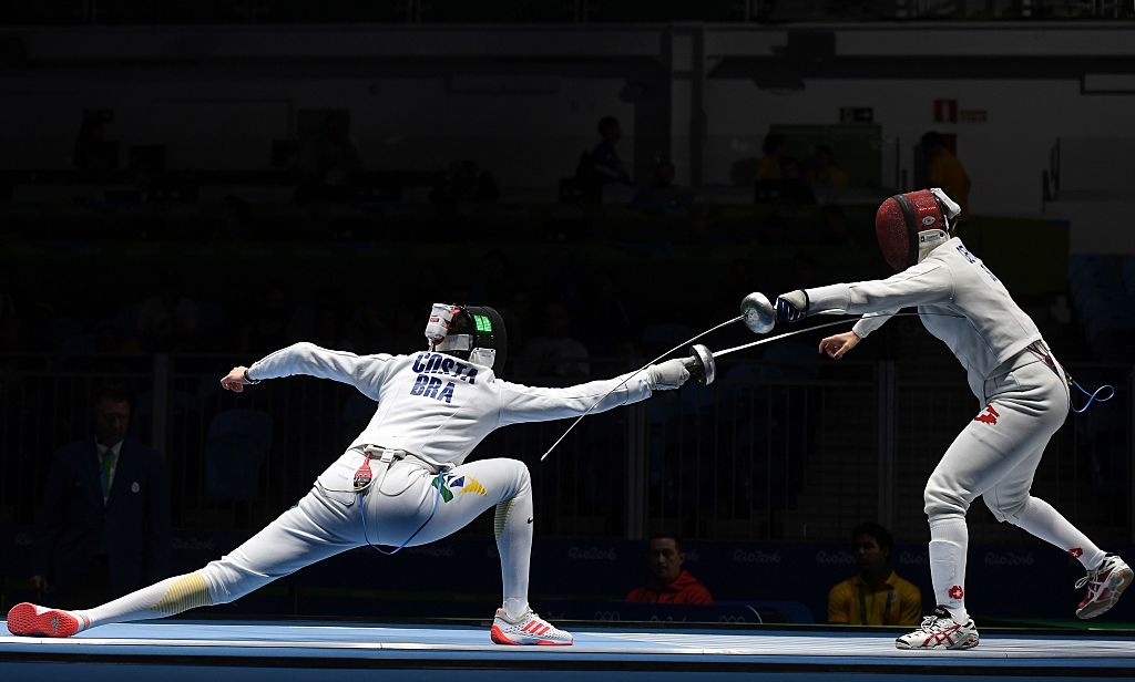 khoanh khac an tuong o ngay thi dau dau tien Olymp anh 1