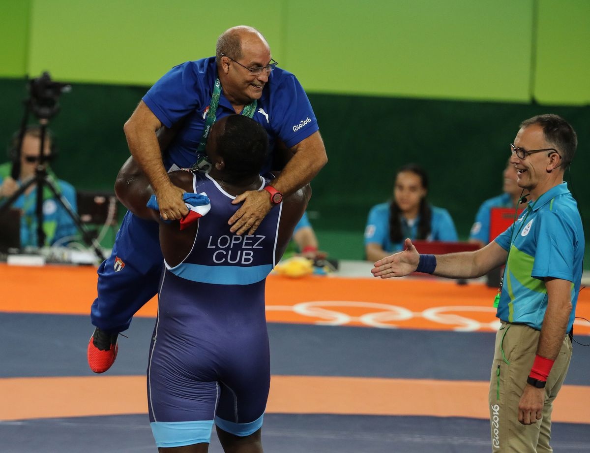 man an mung huy chuong vang an tuong tai Olympic anh 9