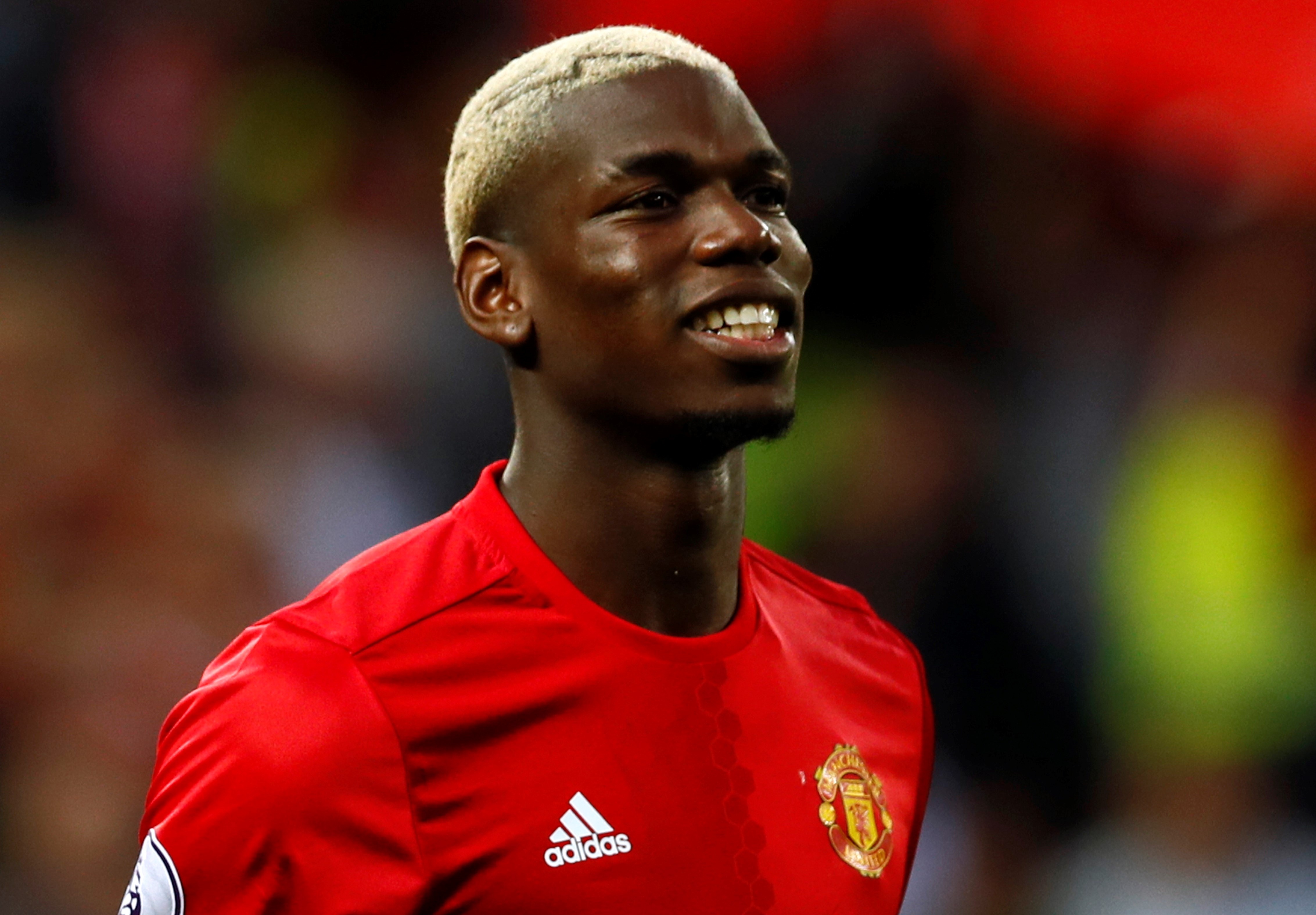Paul Pogba: 'Hanh phuc la khi duoc choi cho United' hinh anh