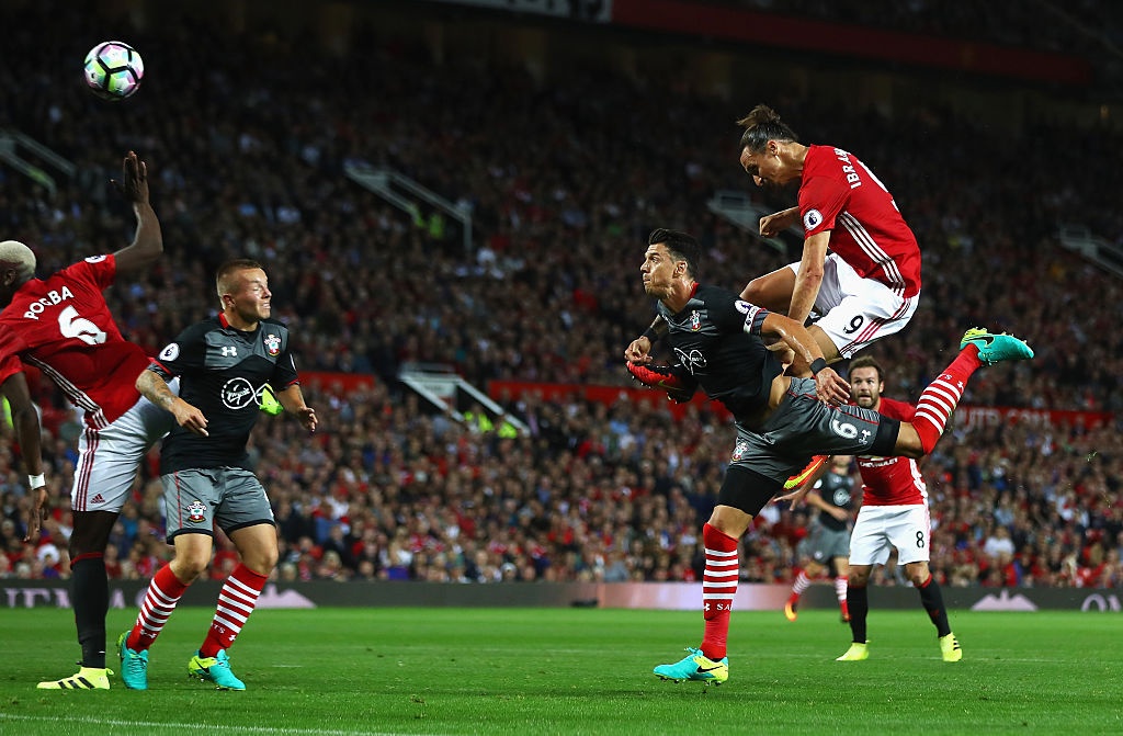 doi hinh te nhat vong hai giai Ngoai hang anh 4