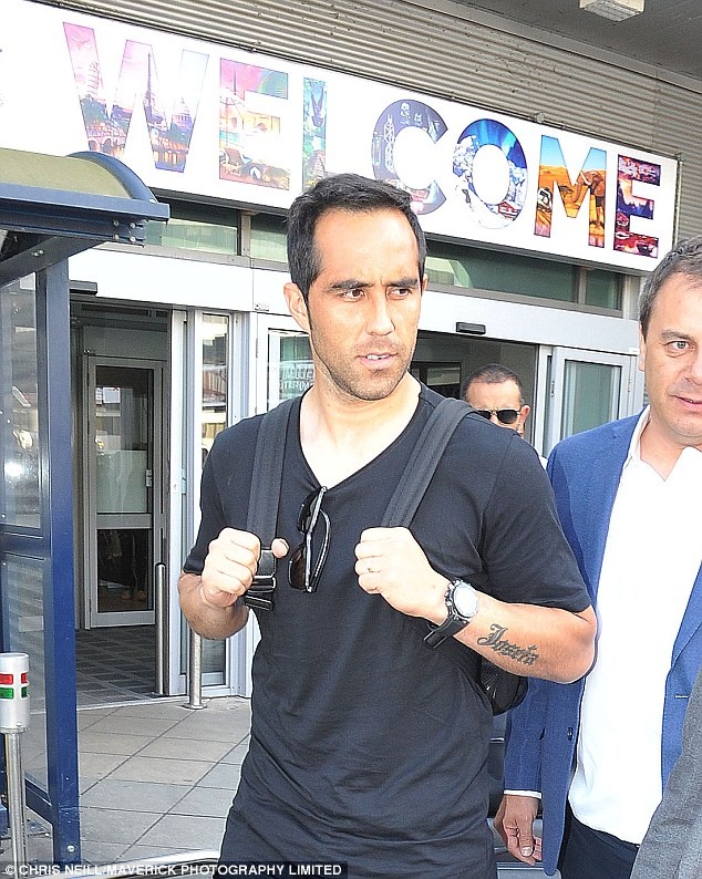 Pogba,  Bailly than thiet trong buoi tap anh 14