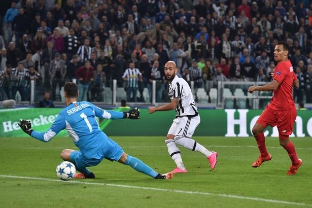 10 bom tan duoc kich no truoc mua giai moi anh 3