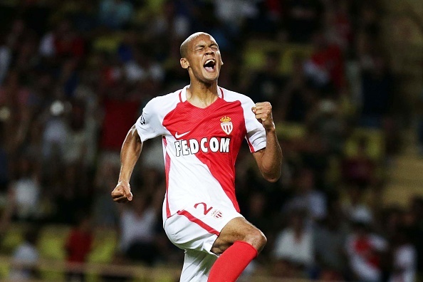 10 bom tan duoc kich no truoc mua giai moi anh 11