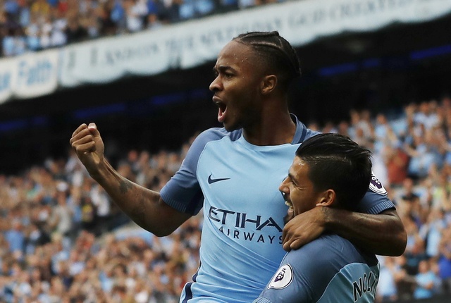 Man City chay da hoan hao cho derby bang tran thang West Ham hinh anh