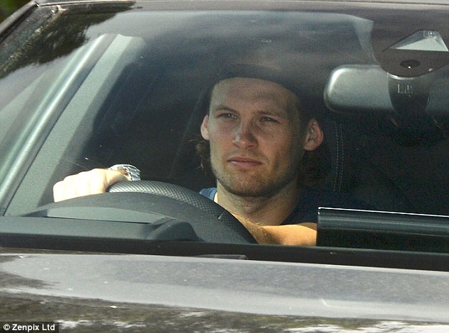 Dàn sao MU mệt mỏi đến sân tập ảnh 7 Dan sao MU met moi den san tap anh 7