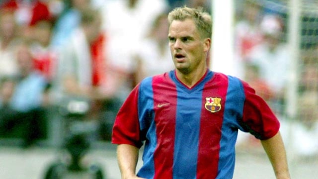 Doi hinh huan luyen vien tham du cup chau Au anh 4