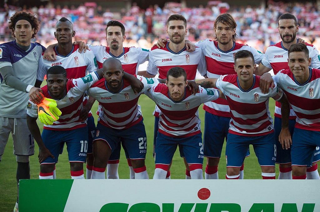 12 doi bong thuoc so huu Trung Quoc anh 12