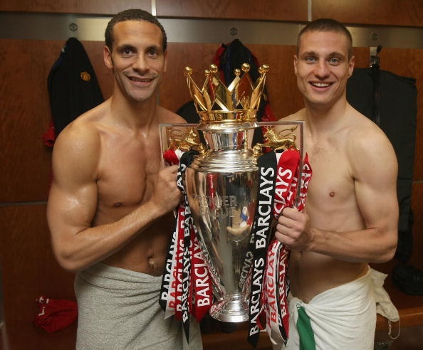 David Moyes khuyen Vidic hoc hoi Phil Jagielka anh 1